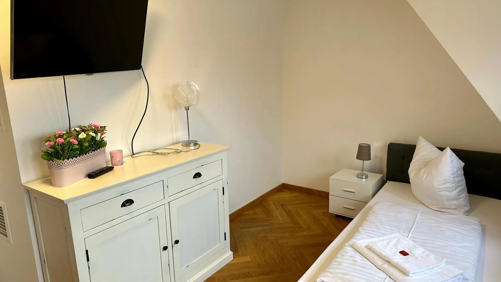 Exklusives Apartment Mit Einmaligem Blick Zur Frauenkirche - Parkplatz Kostenfrei Dresden